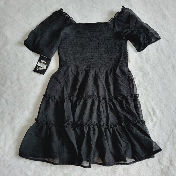 Art Class Girls' Smocked Bodice Flutter Sleeve Textured Dress 4KIDK-AP - Picture 3 of 4